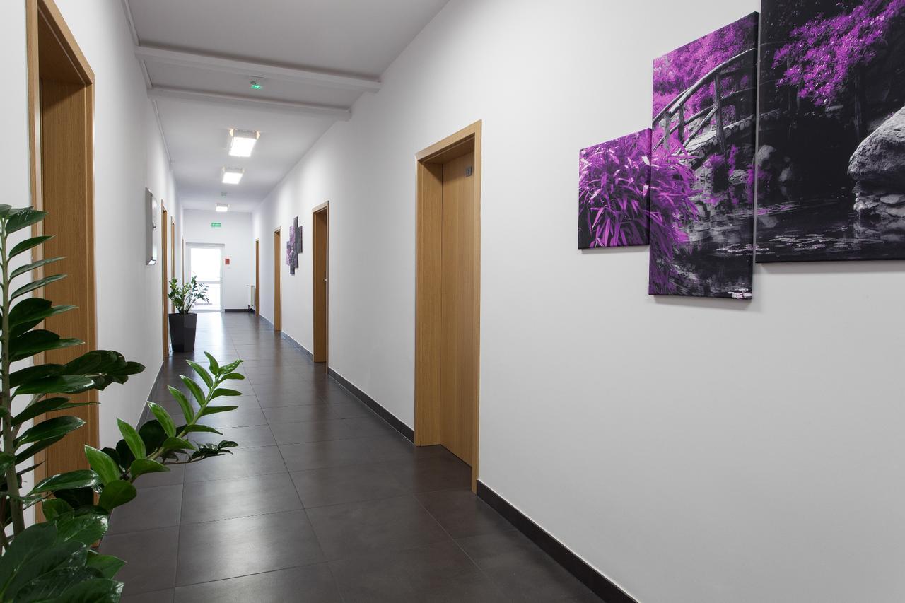 Dom Studenta Nr 1 Ans W Koninie Hostel โคนิน ภายนอก รูปภาพ