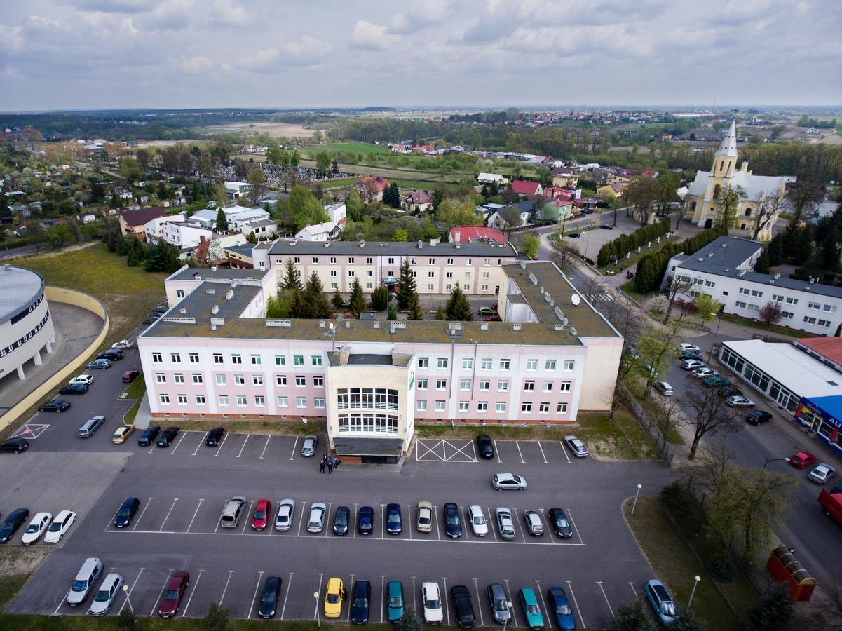 Dom Studenta Nr 1 Ans W Koninie Hostel โคนิน ภายนอก รูปภาพ