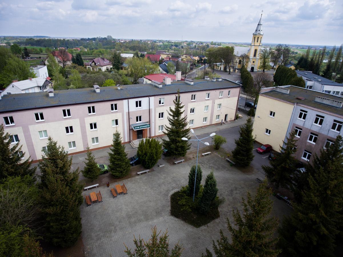 Dom Studenta Nr 1 Ans W Koninie Hostel โคนิน ภายนอก รูปภาพ